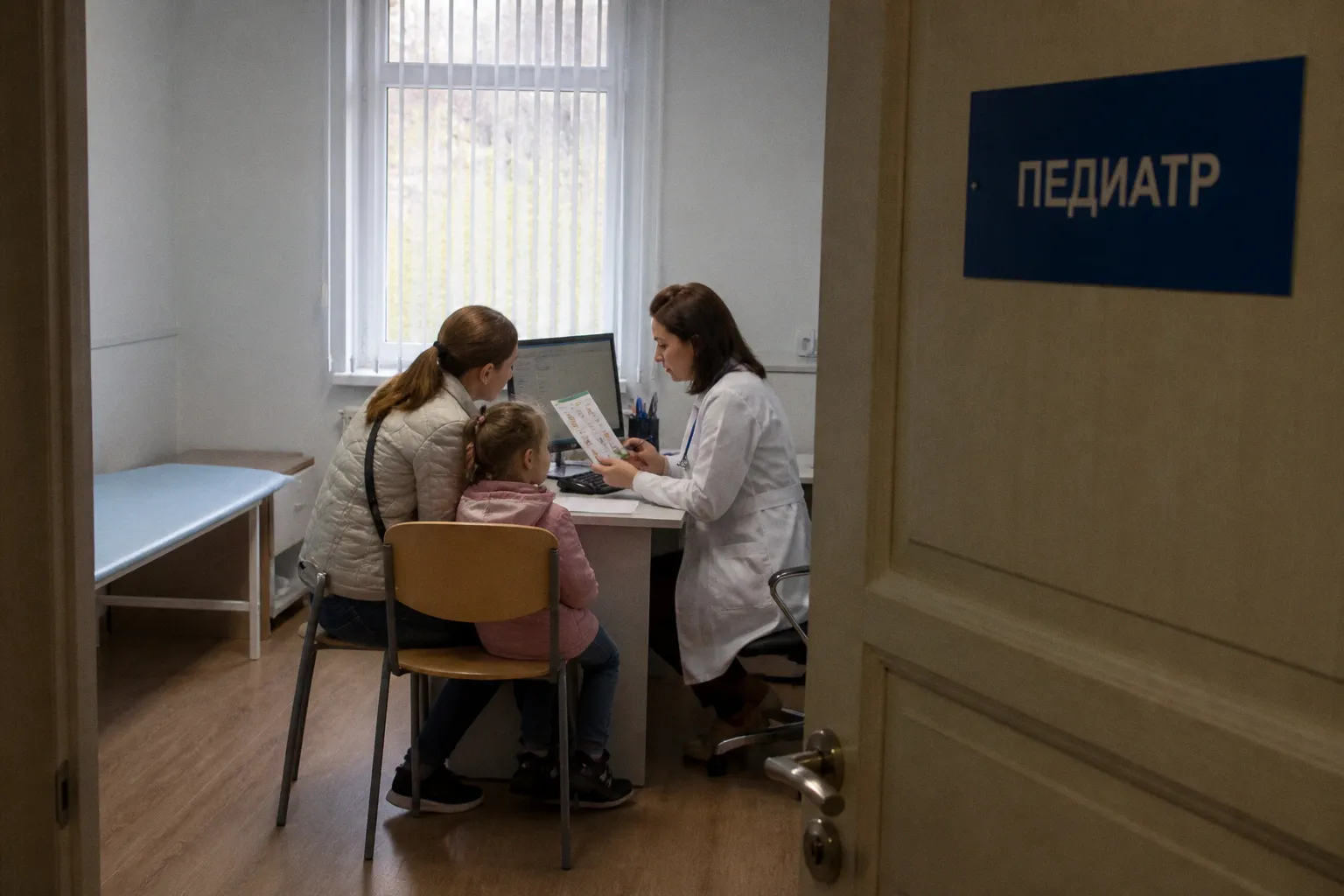 ИИ в педиатрии: почему чат-боты опасны для здоровья вашего ребенка