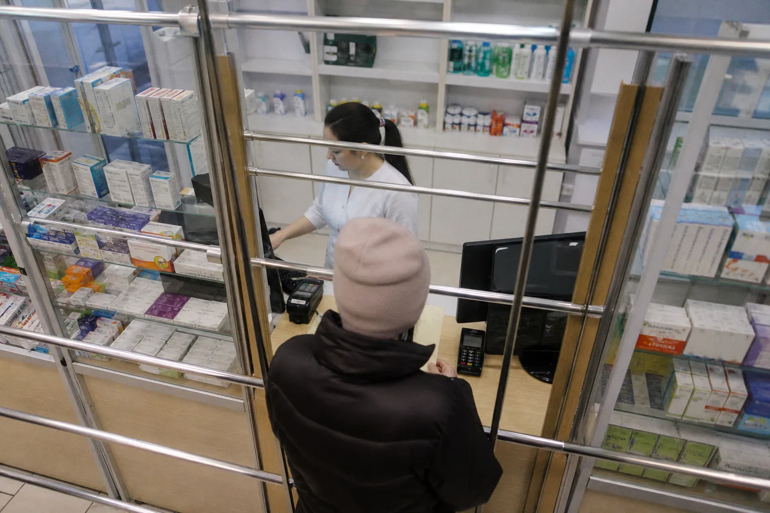 Минздрав планирует разрешить покупку лекарств по электронным рецептам в других регионах