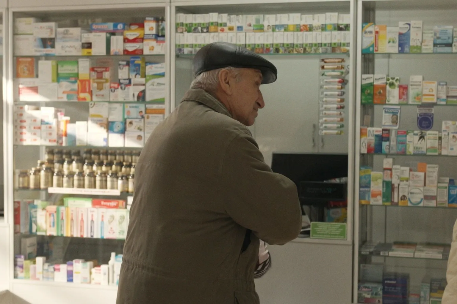 Почему лекарства в аптеках стоят неоправданно дорого: результаты масштабных проверок