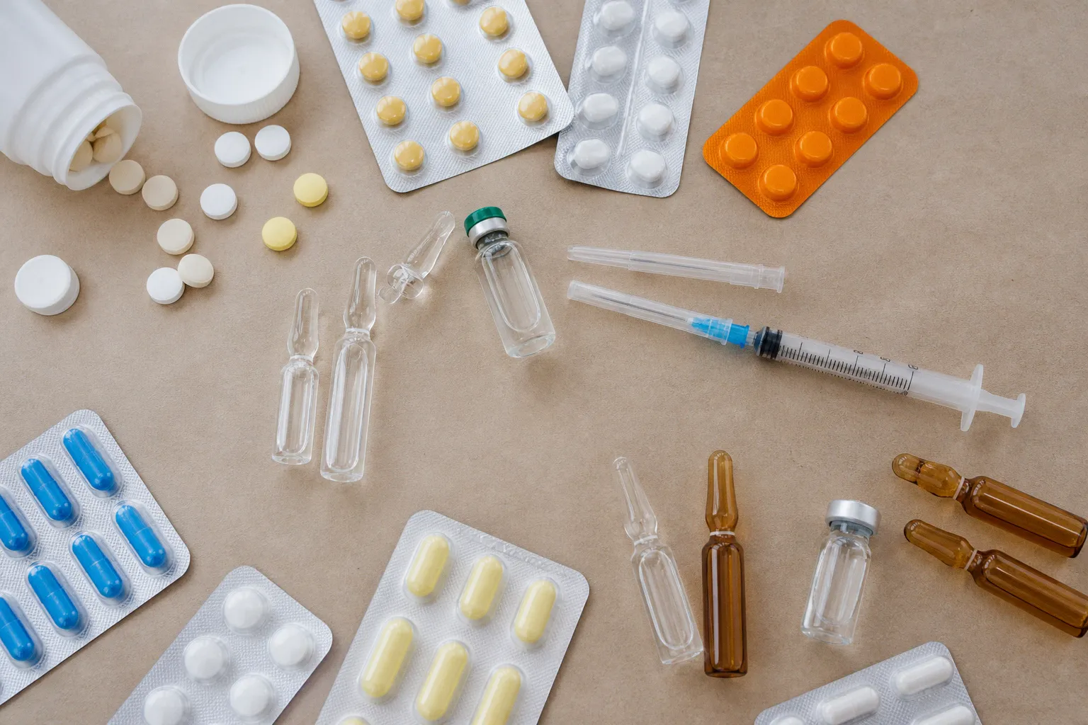 Почему не стоит доверять рекламе пептидов на фоне новостей об FDA